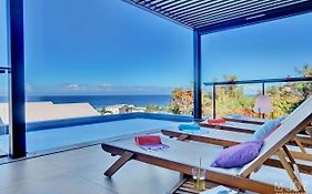 Villa Azur Saint-Gilles La Réunion - Luxueuse villa moderne vue mer 5 étoiles - Pool, Beach&BBQ!